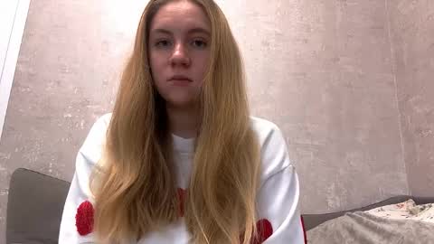 Snapshot of lelaniedzwiecki chatting on 11.20.25 Kimiko online show from 11.20.25