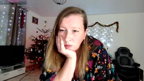 YOUR ELENA online show from 12.19.24