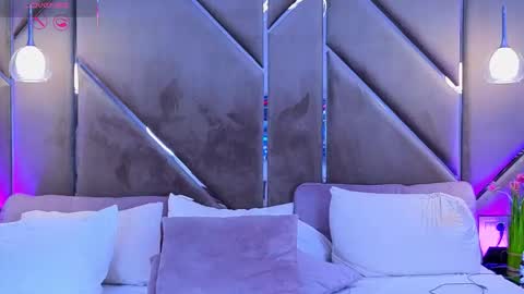 Carlaa online show from 10.03.25