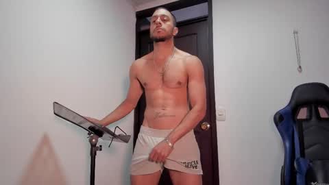 hi im lelo... nice to meet you I appreciate your thumbs up It is very important and you would help me a lot online show from 10.02.25