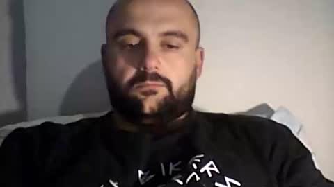 Snapshot of lelshop chatting on 10.17.25 lelshop online show from 10.17.25