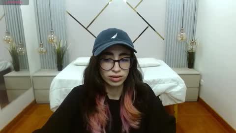 Lena online show from 10.14.25