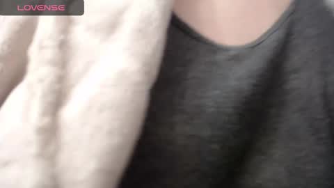 Snapshot of lenagolden chatting on 01.30.25 lenagolden online show from 01.30.25