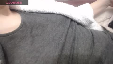 Snapshot of lenagolden chatting on 03.07.25 lenagolden online show from 03.07.25