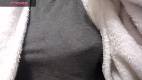 Snapshot of lenagolden chatting on 10.29.25 lenagolden online show from 10.29.25