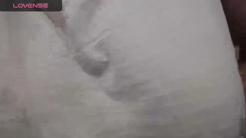 lenagolden online show from 11.17.25