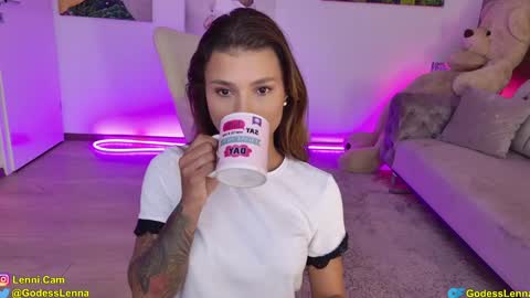 Snapshot of lenna_godess chatting on 09.26.25 Lenna Goddess online show from 09.26.25