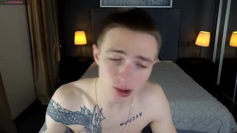 Snapshot of leo__miller chatting on 01.06.26 LEO online show from 01.06.26