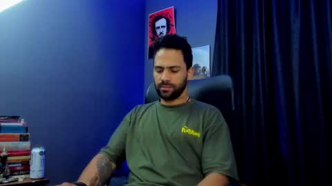 Snapshot of leo_diaz01 chatting on 01.23.25 Leo Diaz online show from 01.23.25