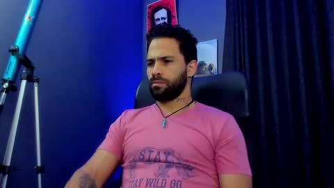 Snapshot of leo_diaz01 chatting on 02.05.25 Leo Diaz online show from 02.05.25