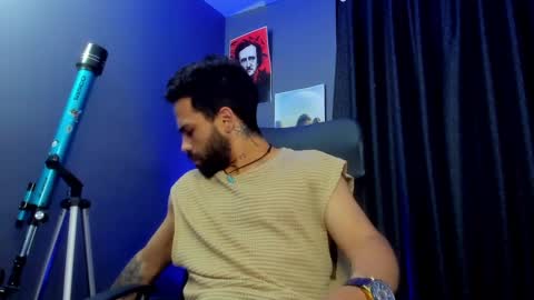 Snapshot of leo_diaz01 chatting on 02.09.25 Leo Diaz online show from 02.09.25