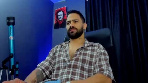 Snapshot of leo_diaz01 chatting on 02.25.25 Leo Diaz online show from 02.25.25