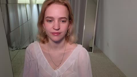 Snapshot of leo_lulu chatting on 12.12.24  Ashly  online show from 12.12.24