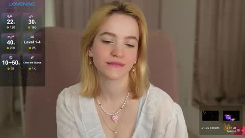 Snapshot of leo_lulu chatting on 02.09.25  Ashly  online show from 02.09.25