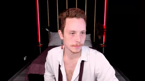 Snapshot of leo_mooree chatting on 10.23.25 Leo online show from 10.23.25