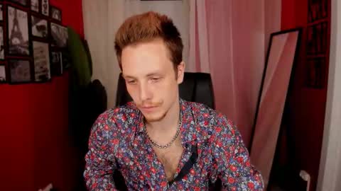 Snapshot of leo_mooree chatting on 11.03.25 Leo online show from 11.03.25