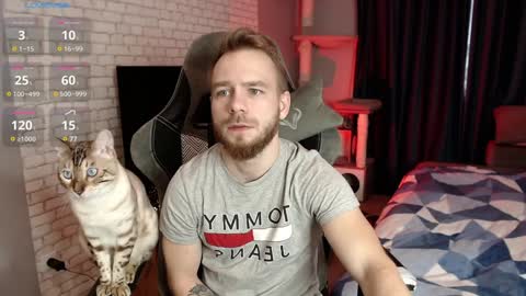 Snapshot of leo_stephens chatting on 12.25.24 leo_stephens online show from 12.25.24