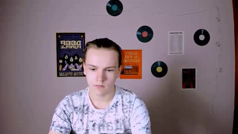 Snapshot of leo_void chatting on 11.27.25 leo_void online show from 11.27.25