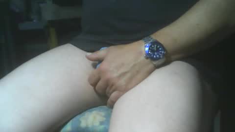 leobau552709 online show from 10.13.25