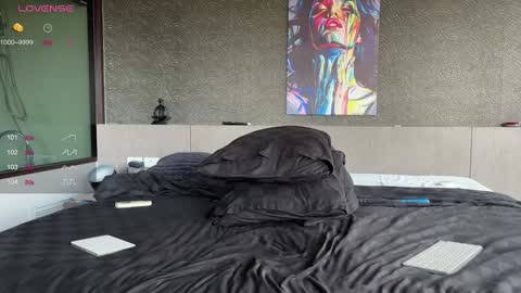 Leon online show from 02.26.25