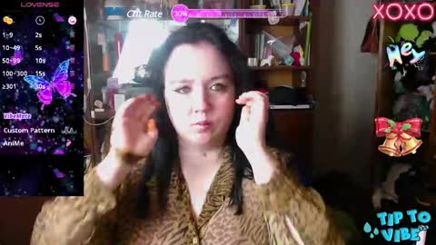 Leona Harrison online show from 12.12.24