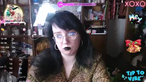 Leona Harrison online show from 01.26.25