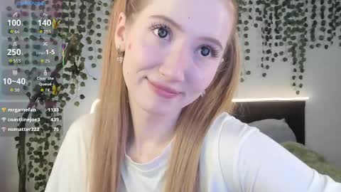 Snapshot of leona_vixen chatting on 04.29.26 Leona online show from 04.29.26