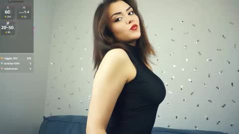 Mia online show from 09.29.25