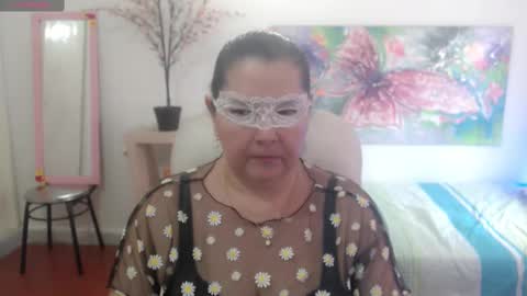 Snapshot of leonela_69 chatting on 02.20.25 leonela   online show from 02.20.25