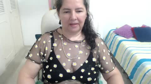 leonela   online show from 05.13.26