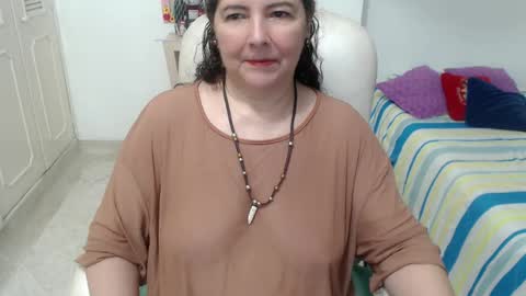 leonela   online show from 05.22.26