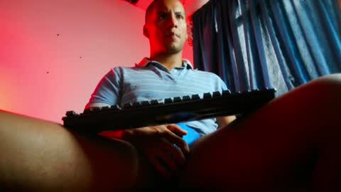 Lenardo jaramillo online show from 02.06.25