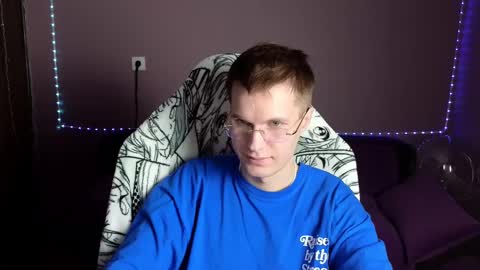 Leon online show from 12.29.24