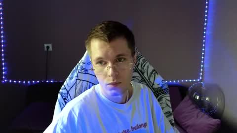 Leon online show from 01.08.25