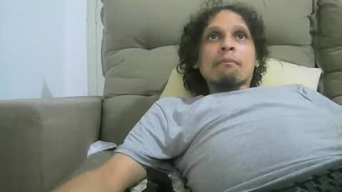 Snapshot of leonnxv chatting on 03.03.25 leonnxv online show from 03.03.25