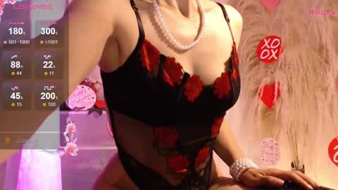My name is Leonora  Pleasures to see you  Follow me here and instagram  online show from 02.14.25