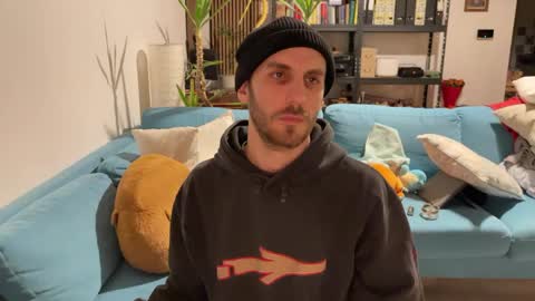 Leon online show from 02.01.25