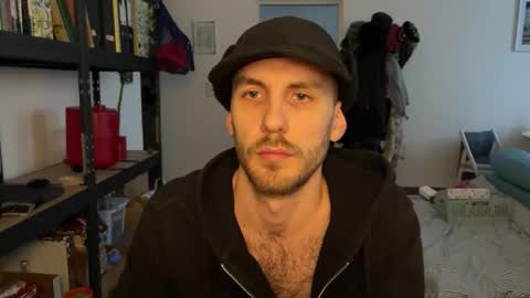 Leon online show from 01.12.26