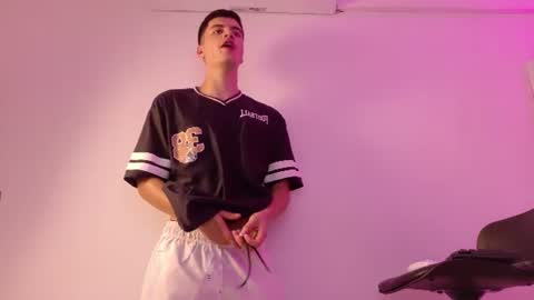 leotease online show from 06.21.26