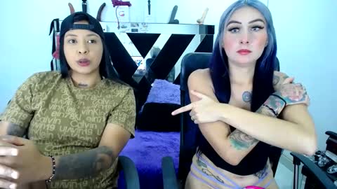 Victoria and Juliana online show from 12.19.24