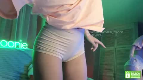 Snapshot of lesi_moonie chatting on 12.30.24 Lesi Join my fanclub before use my fanmenu online show from 12.30.24