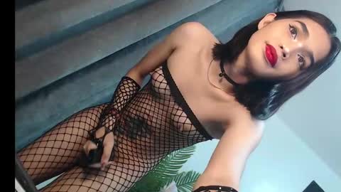 Trisha18 online show from 02.23.25