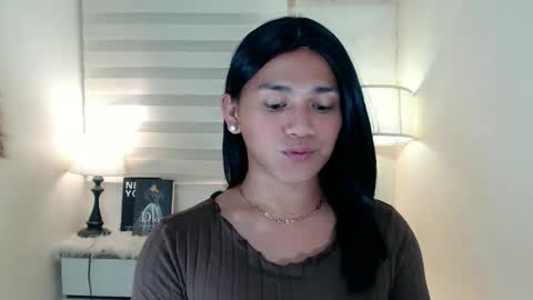 Snapshot of lesleyanderson chatting on 01.21.25 Pat online show from 01.21.25