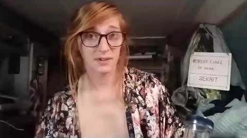 LesleyGumGrass- The Boring Trans girl online show from 01.20.25