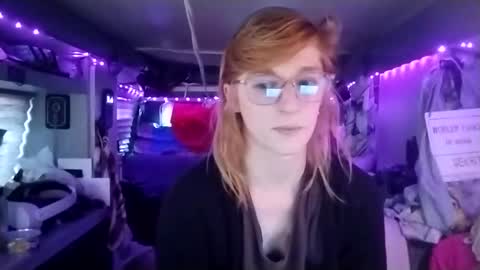 LesleyGumGrass- The Boring Trans girl online show from 02.14.25