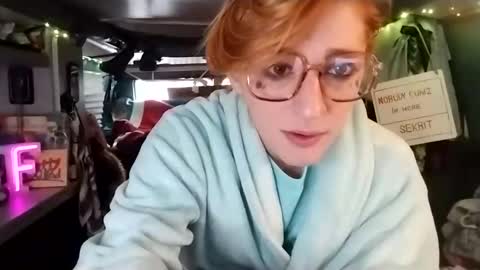 LesleyGumGrass- The Boring Trans girl online show from 02.28.25