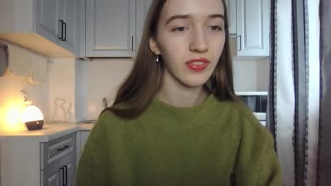 Snapshot of leslie_my_lovee chatting on 09.28.25  LESLIE   online show from 09.28.25