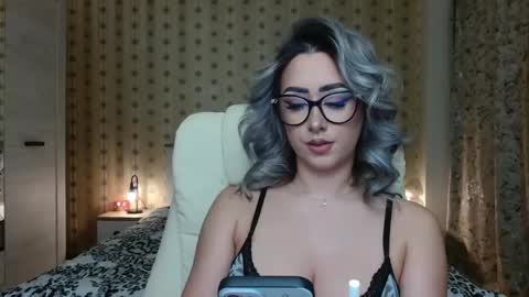 leslie_secret online show from 01.16.25