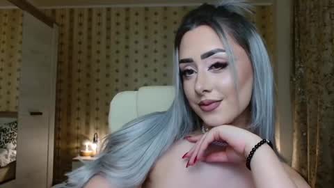 leslie_secret online show from 02.11.25