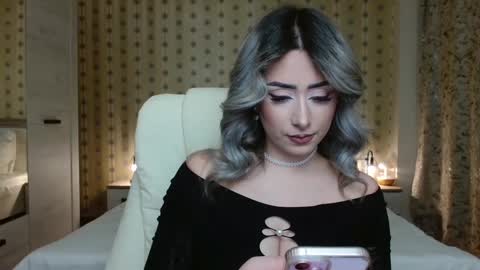 leslie_secret online show from 02.17.25